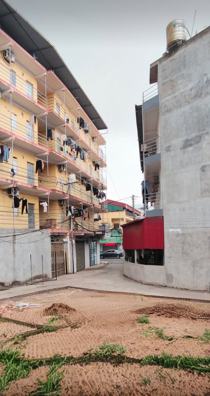 Nhà 61m² Phường Nam Sơn, Bắc Ninh - Hơn 2 tỷ, Ngõ ô tô, Sát Chợ