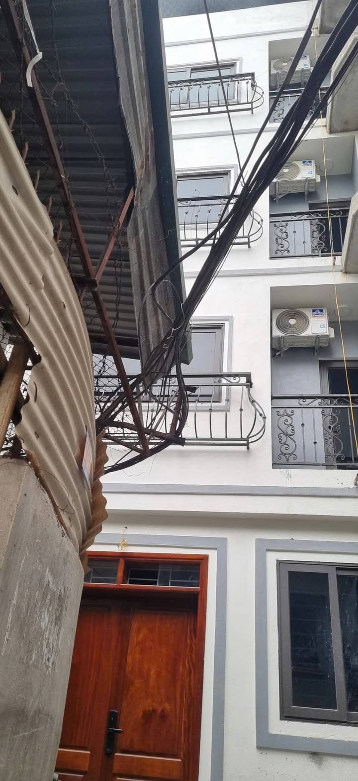 Nhà riêng La Khê, Hà Đông 37.5m² - Lô góc, ô tô đỗ cửa, nhỉnh 9 tỷ!