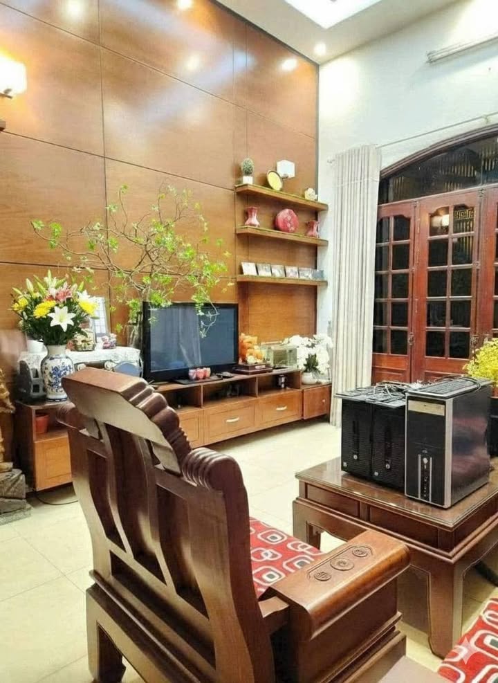 Nhà riêng Hà Đông 42m² giá 9 tỷ - Sẵn sàng ở ngay!