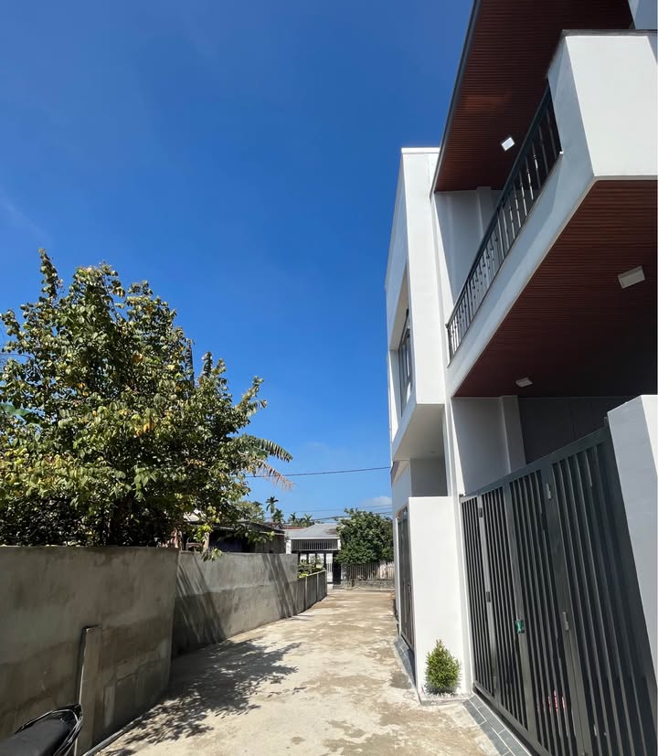 Bán nhà Lại Thế Huế 70m² giá 3.08 tỷ - Ô tô vào tận nhà!