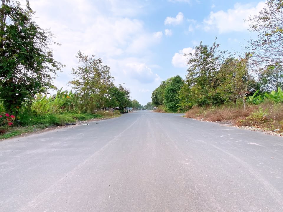 Bán Nền Thổ Cư 111.4m² Đường Chiêm Thành Tấn, Cần Thơ - Giá 2.2 Tỷ