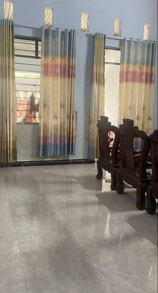 Nhà riêng Đăk Cấm 290m² - Giá chỉ 950 triệu, sẵn sàng ở ngay!