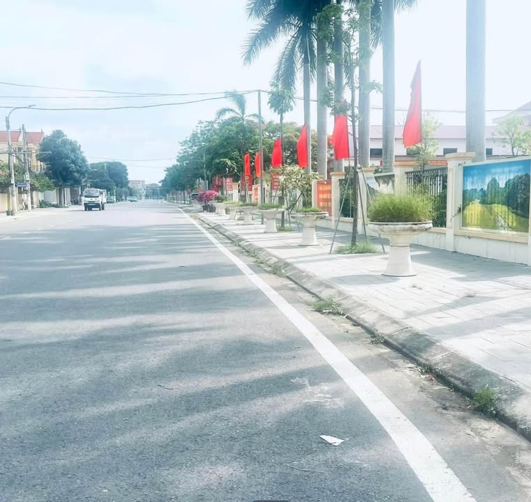 Đất nền Ninh Phúc 120m² - Sổ đỏ chính chủ, gần chợ, trường