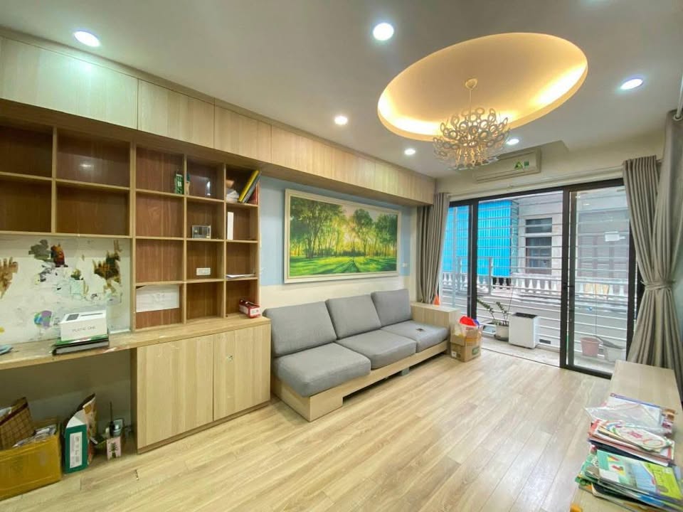 Nhà Phố Phố Đông Các Đống Đa 14 tỷ - Mặt tiền kinh doanh, Vị trí đắc địa!