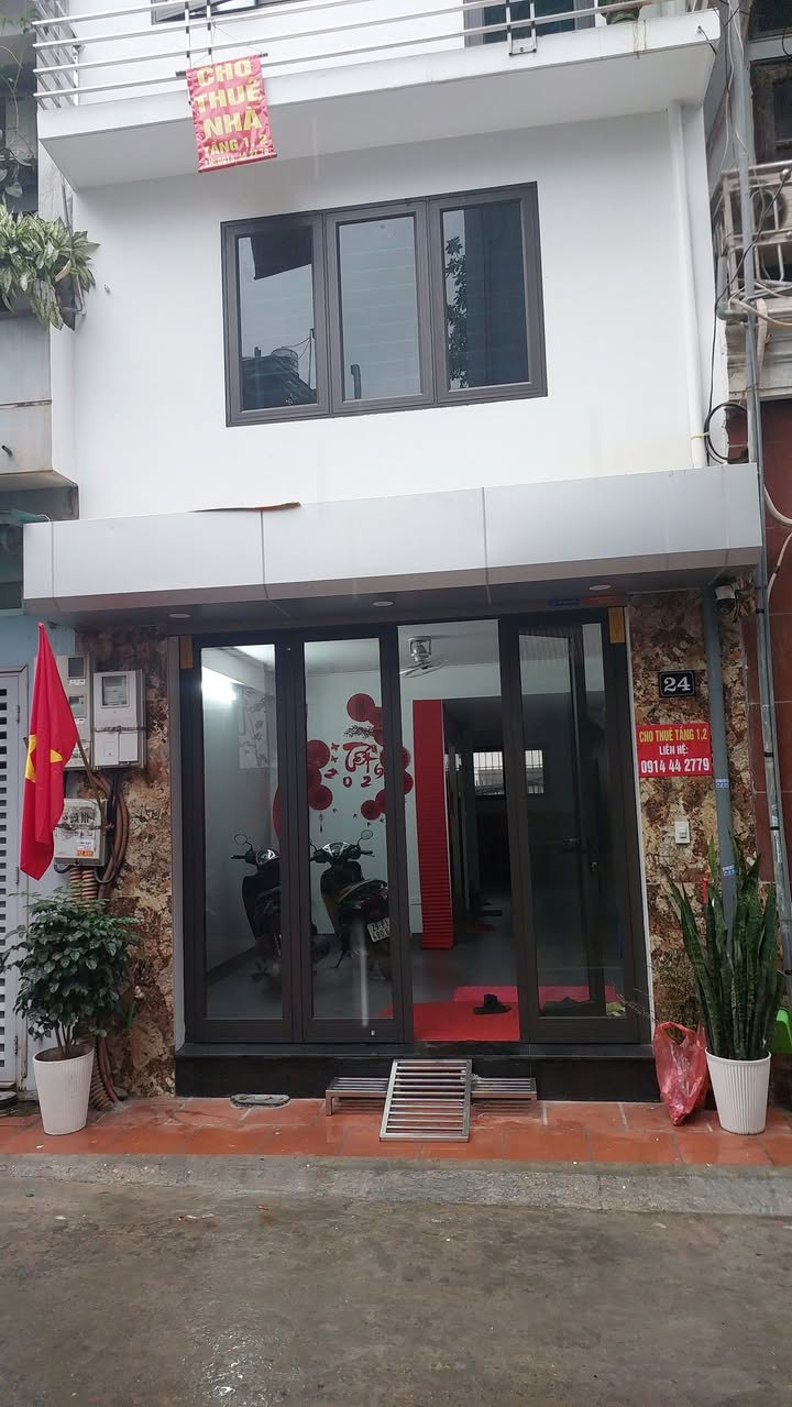 Nhà riêng cho thuê Nghĩa Đô, Cầu Giấy - Ô tô vào tận nhà!