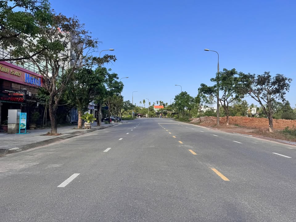 Mặt Tiền Kinh Doanh Hồ Nghinh 175m² - Dòng Tiền 5 Triệu/Tháng