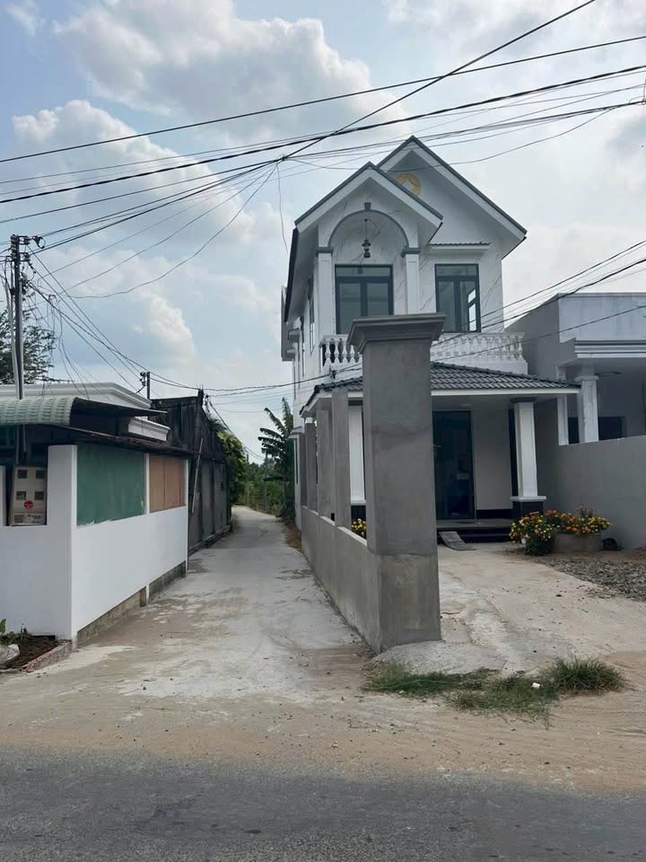 Đất nền Tân An 1.220m² 9.7 tỷ - Sổ đỏ chính chủ