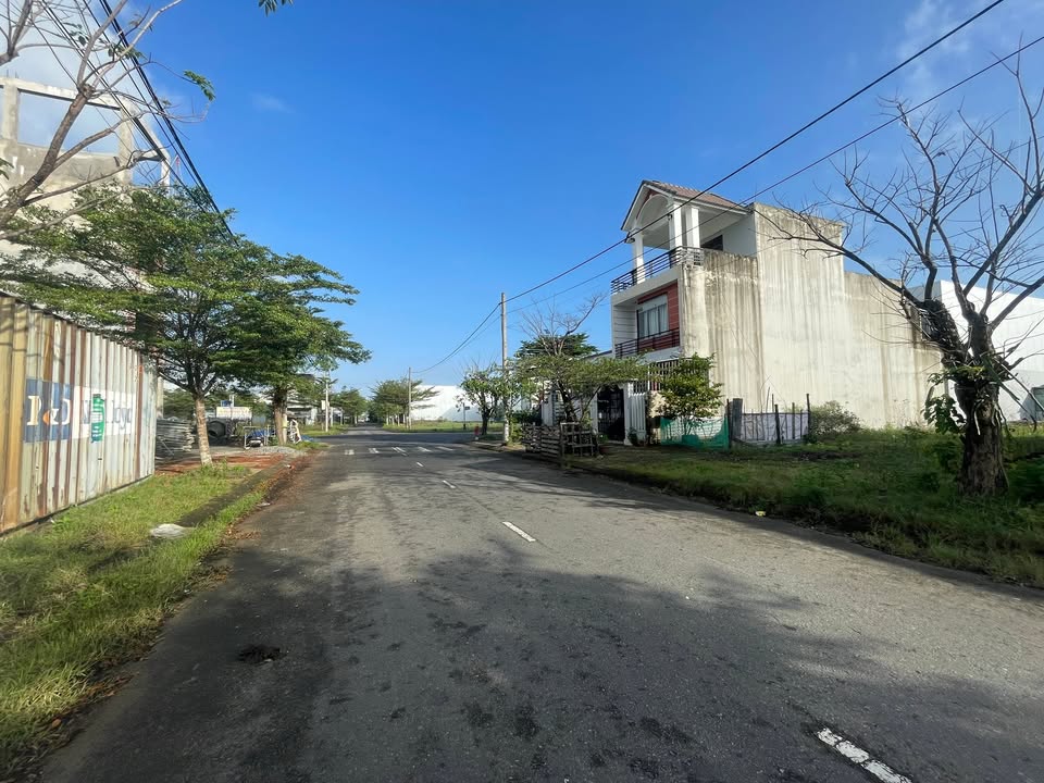 Đất nền Nguyễn Đình Thi KĐT Ngân Câu Ngân Giang 100m² 3.2 tỷ - Vị trí đẹp