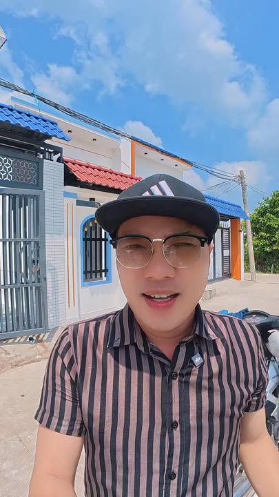 Nhà 2 Tầng Mặt Tiền Xe Hơi 88m² Giá 1.99 Tỷ Tại Cần Giuộc, Long An