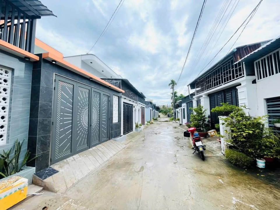 Nhà Từ Dũ Rạch Giá 113m² 1.98 tỷ - Chính chủ bán