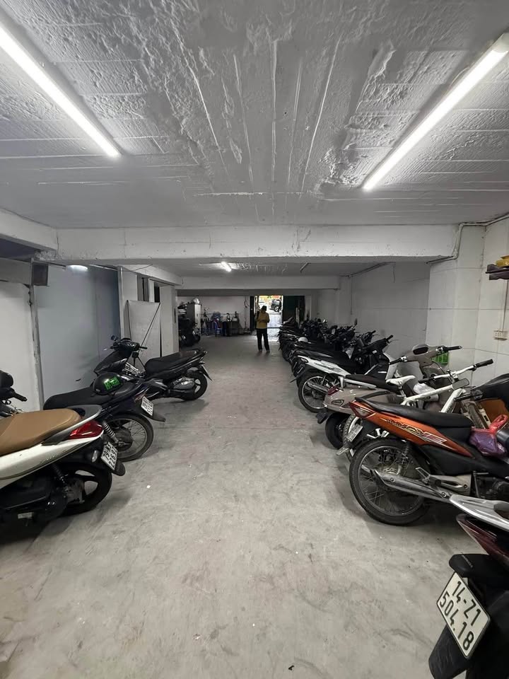 Mặt Phố Cầu Giấy 174m² - Tòa Nhà 5 Tầng Kinh Doanh Đắc Lộc