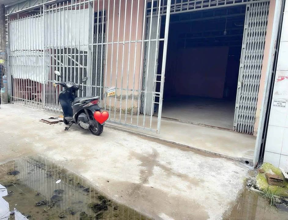 Nhà trệt 200m² Hoàng Quốc Việt, Ninh Kiều - Cho thuê làm kho xưởng/ở, giá 7tr/tháng