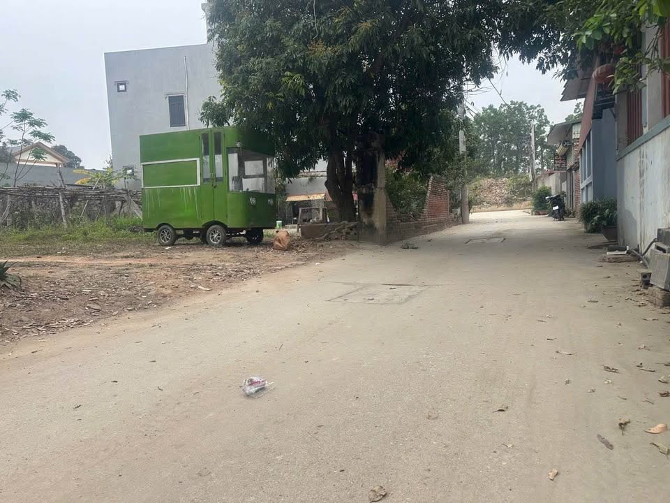 Đất Nền 124m² Sổ Hồng Chính Chủ, Mặt Tiền Đường Ô Tô Tránh, Giá 2 Tỷ Tại KCN 2C Bắc Ninh