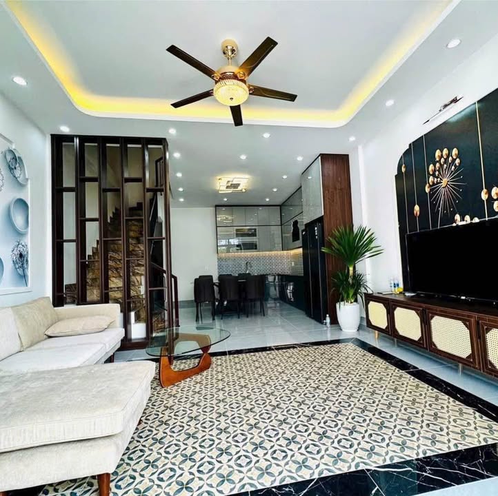 Nhà 3 Tầng Kiệt 78 Huyền Trân Công Chúa, Huế 86m² - Full Nội Thất!