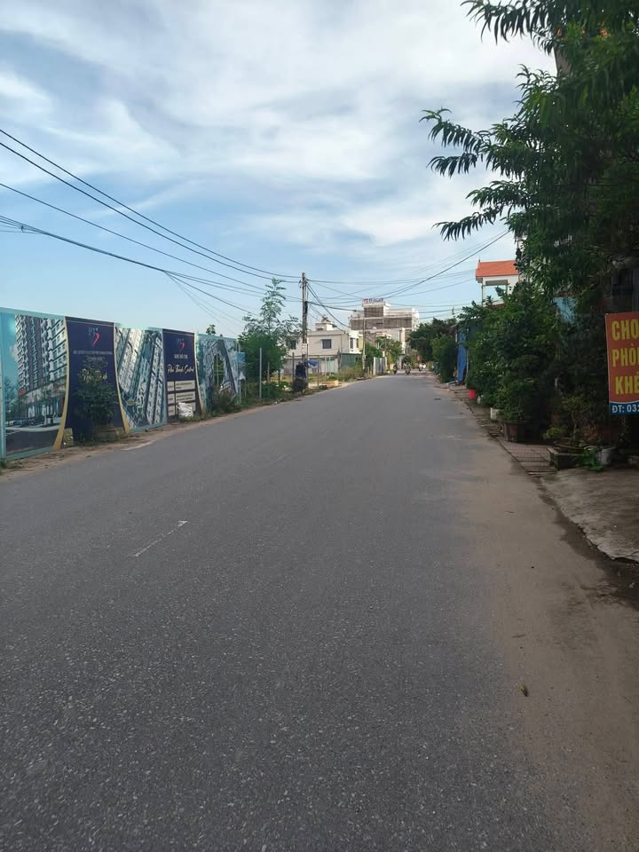 Bán nhà mặt phố Quỳnh Côi 80m² giá 4.2 tỷ - Kinh doanh sầm uất!