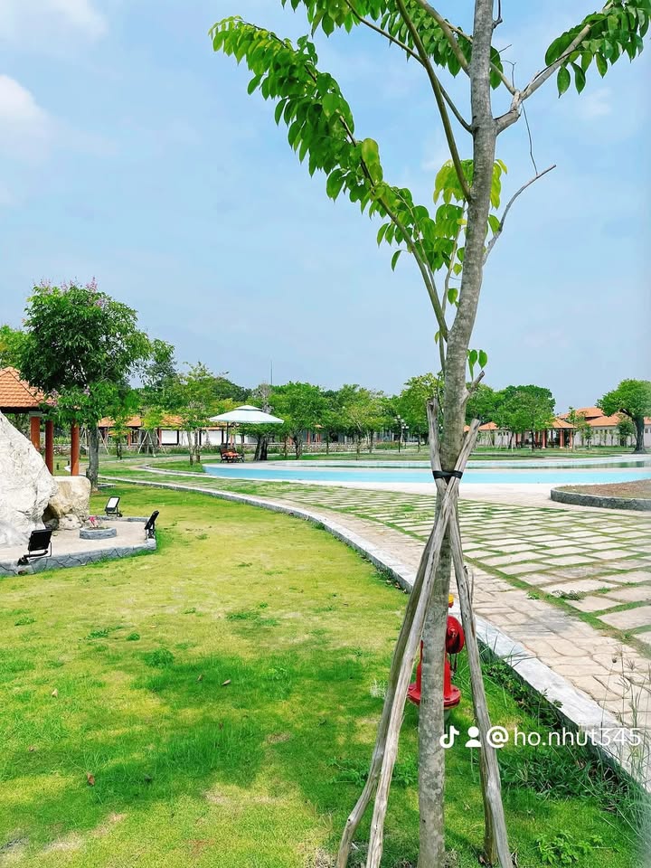 Nhà Phố Tân Ngãi Vĩnh Long 141m² giá 2.82 tỷ - Vị trí đắc địa!