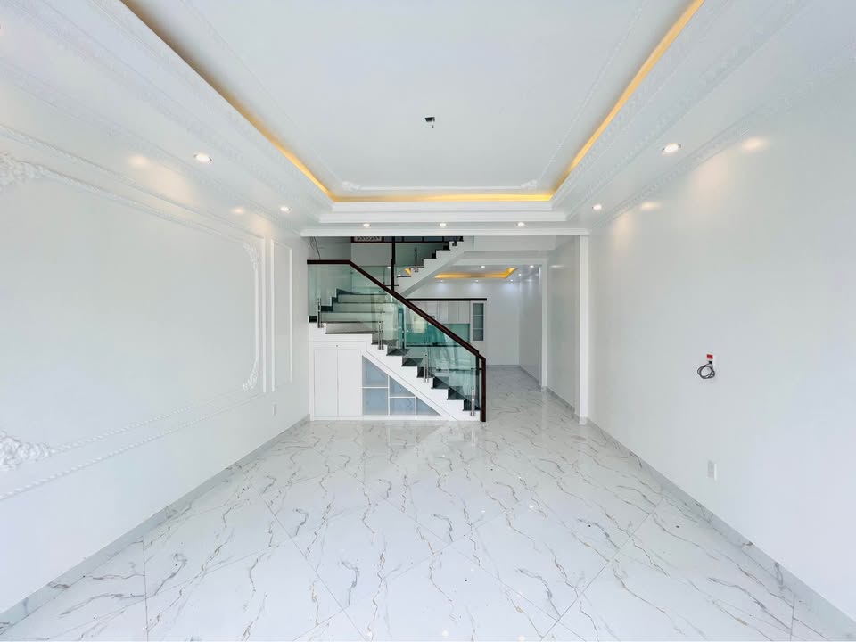 Bán nhà Tràng Cát 52m² giá 2.65 tỷ - Ô tô đỗ tận cửa!