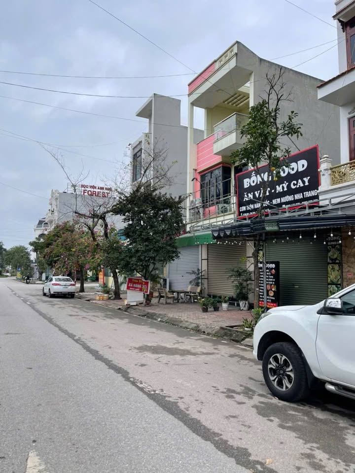 Bán Gấp Nhà 95m² Mặt Tiền Kinh Doanh KĐT Ghẽ, TP. Hải Dương - Hướng Tây