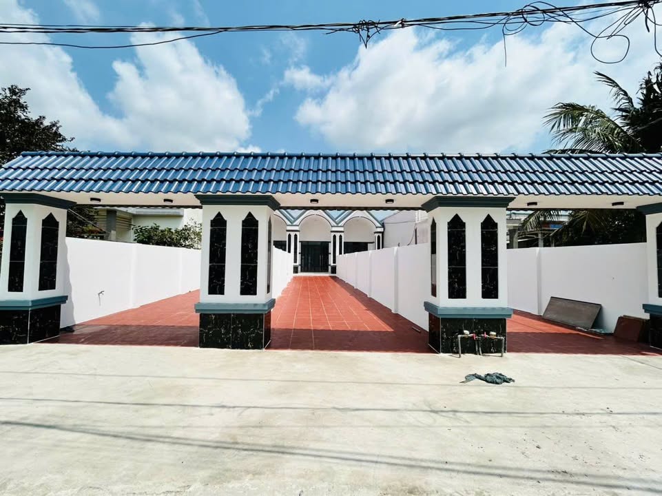 Nhà 200m² Mỹ Lộc, Cần Giuộc - Hoàn thiện 90%, 3PN, 2.35 Tỷ