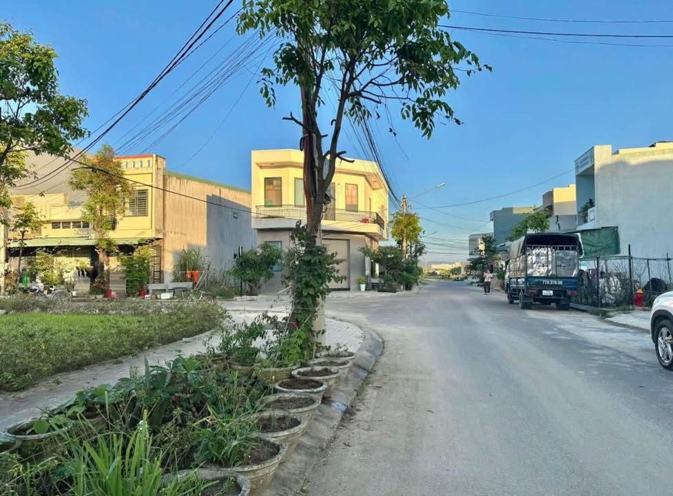 Nhà phố Nhơn Bình Quy Nhơn 80m² giá 2.05 tỷ - Mặt tiền kinh doanh!