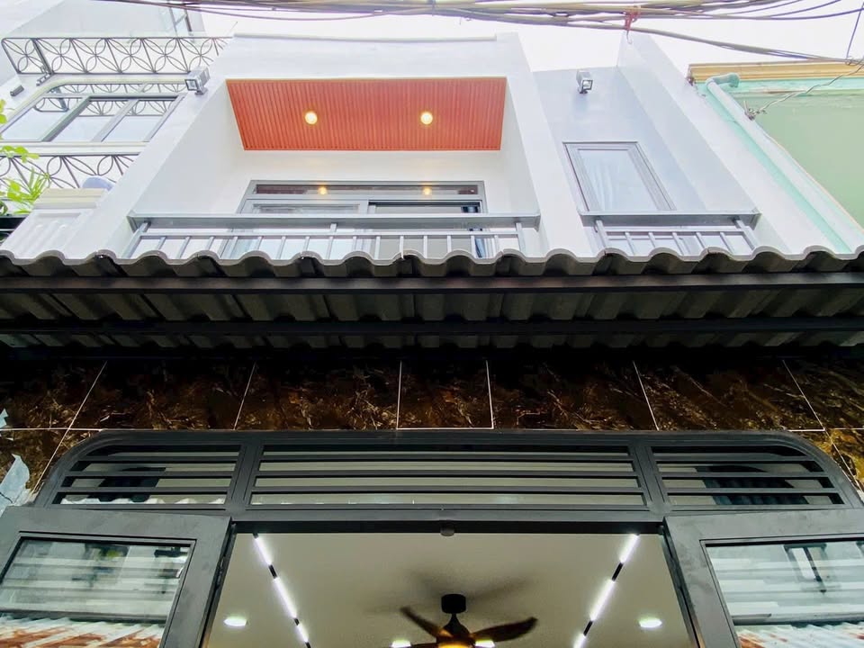 Nhà Phố Gò Vấp 32m² - 4.86 Tỷ, Hướng Nam, Tặng Nội Thất