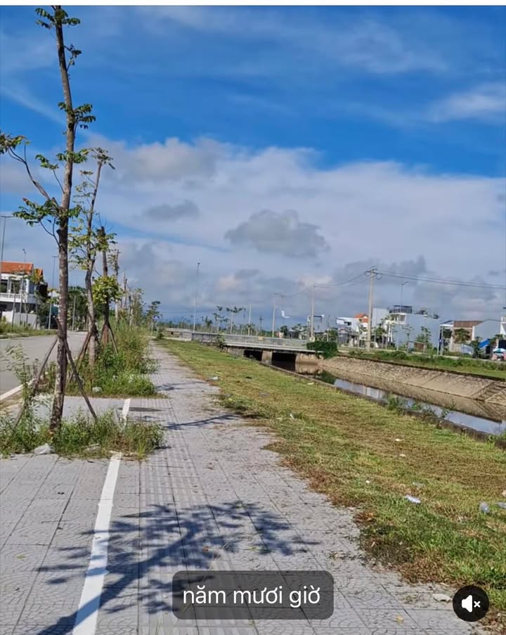 Đất nền Nguyễn Ánh Thủ 70m² giá 1.4 tỷ - View kênh thoáng mát