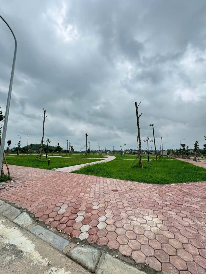 Đất nền Nam Tiến Bắc Giang 90m² 3 tỷ - Sổ đỏ chính chủ