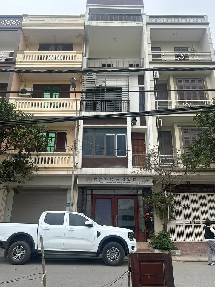 Nhà Riêng 31 Tôn Thất Tùng Bắc Ninh - Full Nội Thất, Vị Trí Đẹp