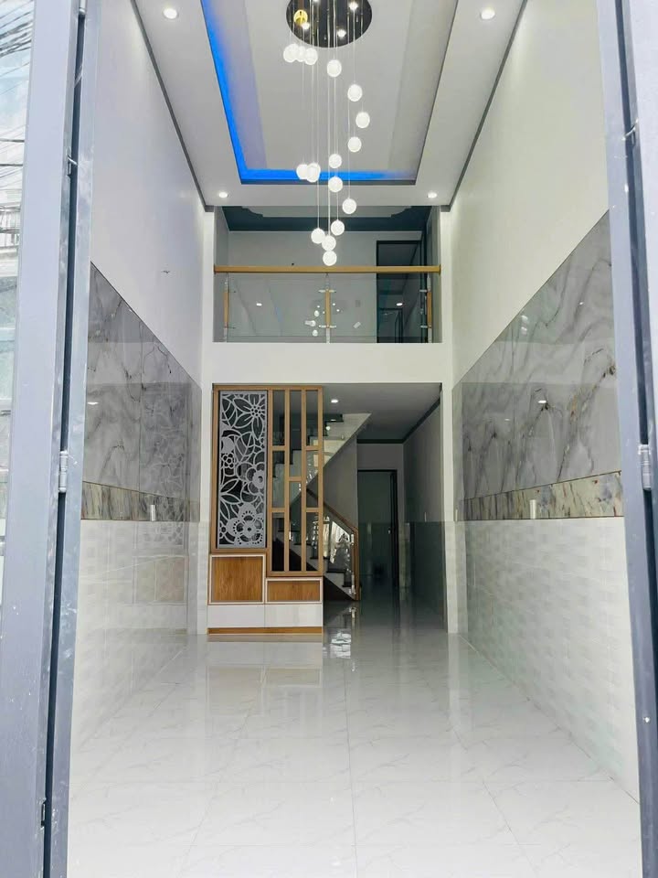 Nhà Mặt Tiền Long Bình 100m² - Kinh Doanh Sầm Uất, Giá 1.45 Tỷ