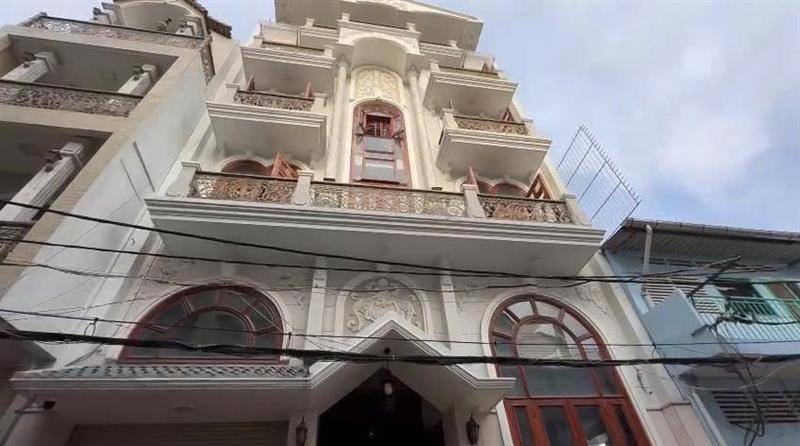 Biệt thự Lê Đại Hành Quận 11 140m² - Sẵn sàng ở ngay!