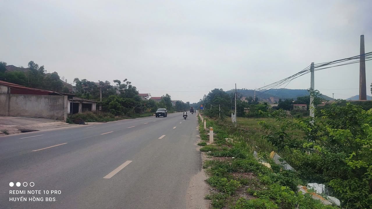 Nhà Riêng Lục Nam 81m² Quốc Lộ 31 - Sổ đỏ sẵn, vị trí đẹp!