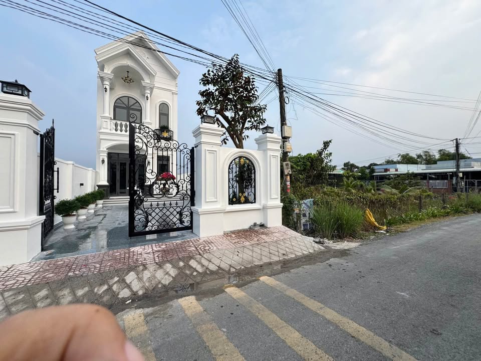 Nhà riêng Phước Lý, Cần Giuộc 198m² - Ô tô vào tận nhà!