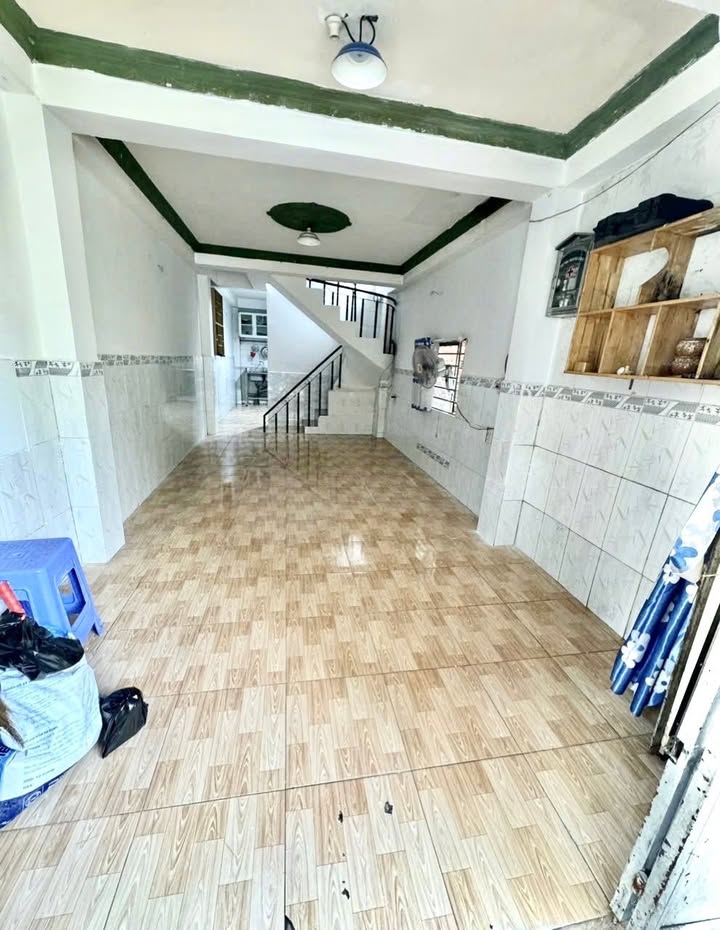Nhà Trường Thọ 37m² giá 4.5 tỷ - Vị trí đẹp, gần Metro!