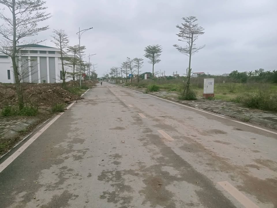 Đất nền Giãn Dân Phùng Hưng 100m² - Tiềm năng tăng giá vượt trội!