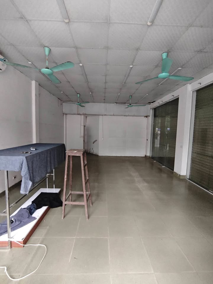 Mặt bằng kinh doanh góc Trần Phú, Nam Định - 44m² - Giá tốt!