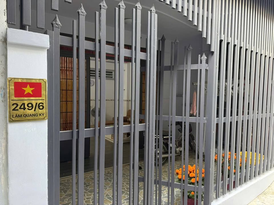 Bán nhà 3 tầng hẻm 249 Lâm Quang Ky, Rạch Giá - 74m², có thu nhập từ nuôi yến