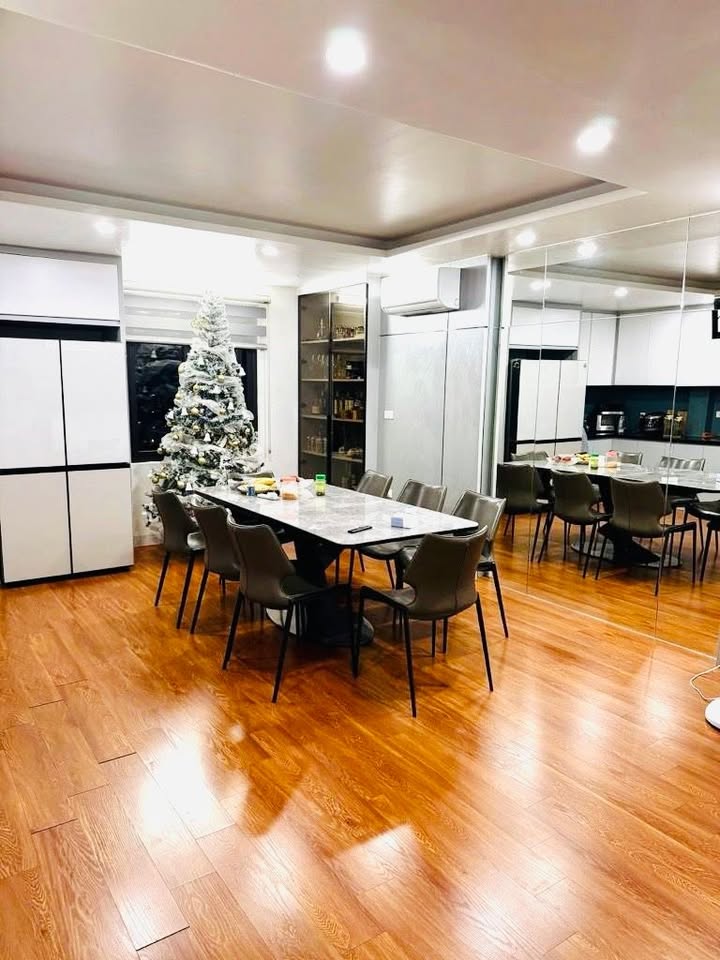 Nhà Phố Nguyễn Ngọc Nại, Thanh Xuân - Thang Máy, 40m², 16.5 Tỷ, Vừa Ở Vừa Kinh Doanh