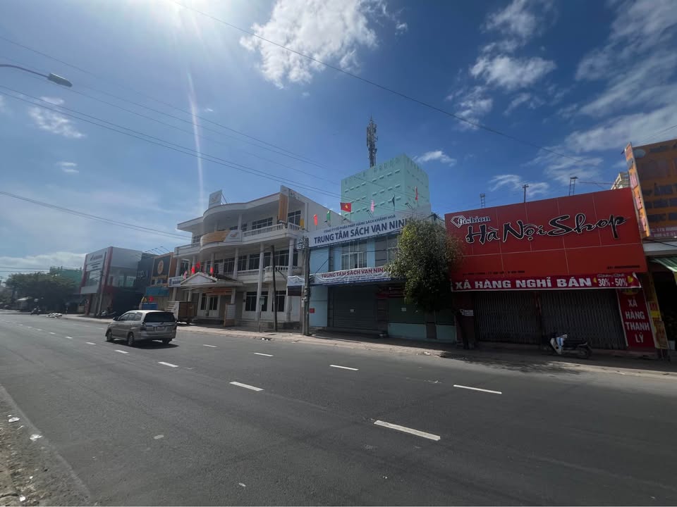 Mặt bằng kinh doanh 144m² trung tâm Vạn Giã - Giá 2x triệu/tháng