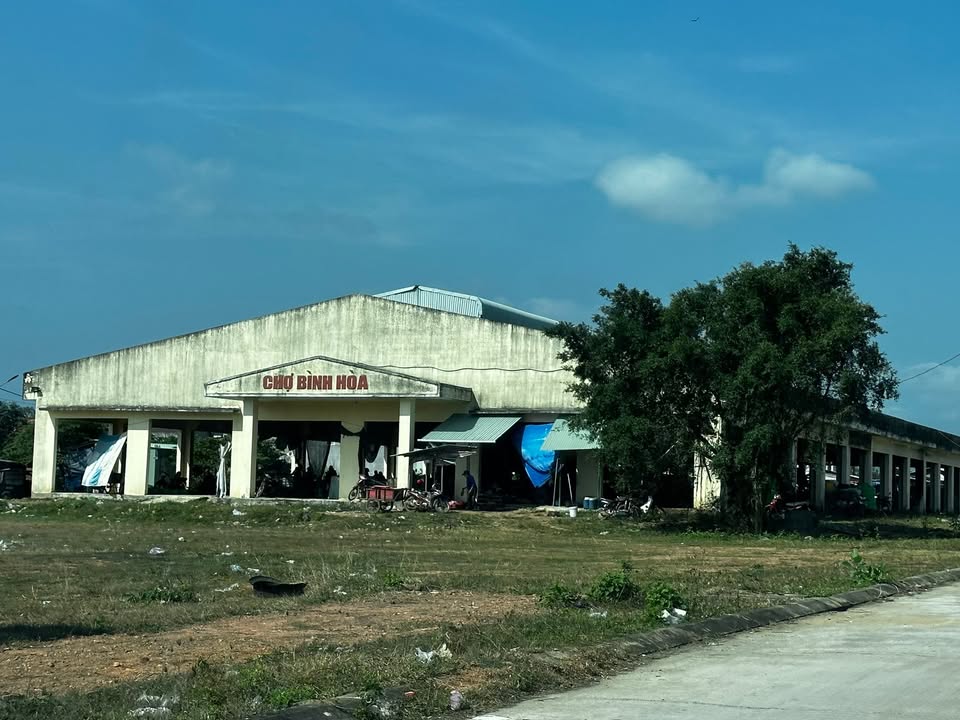 Đất Nền Bình Hòa - 100m² Sổ Hồng Sẵn - Giá 6xx Triệu/Lô