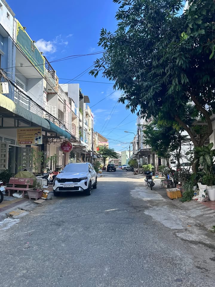 Nhà Trệt 2 Lầu Sân Thượng KDC 91B, Cần Thơ - 6.1 Tỷ