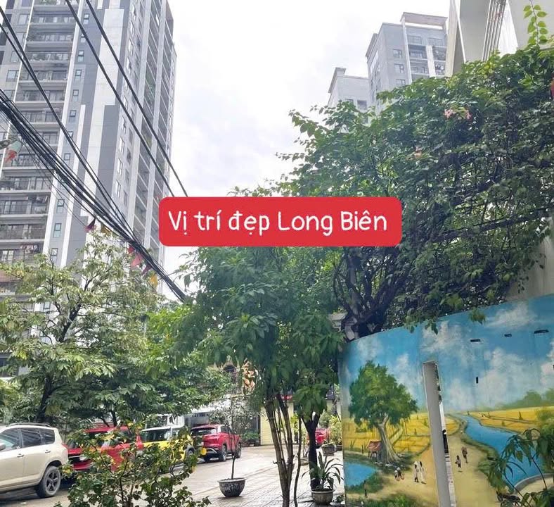 Nhà riêng Nguyễn Văn Cừ, Long Biên 36m² - Ô tô vào tận nhà!