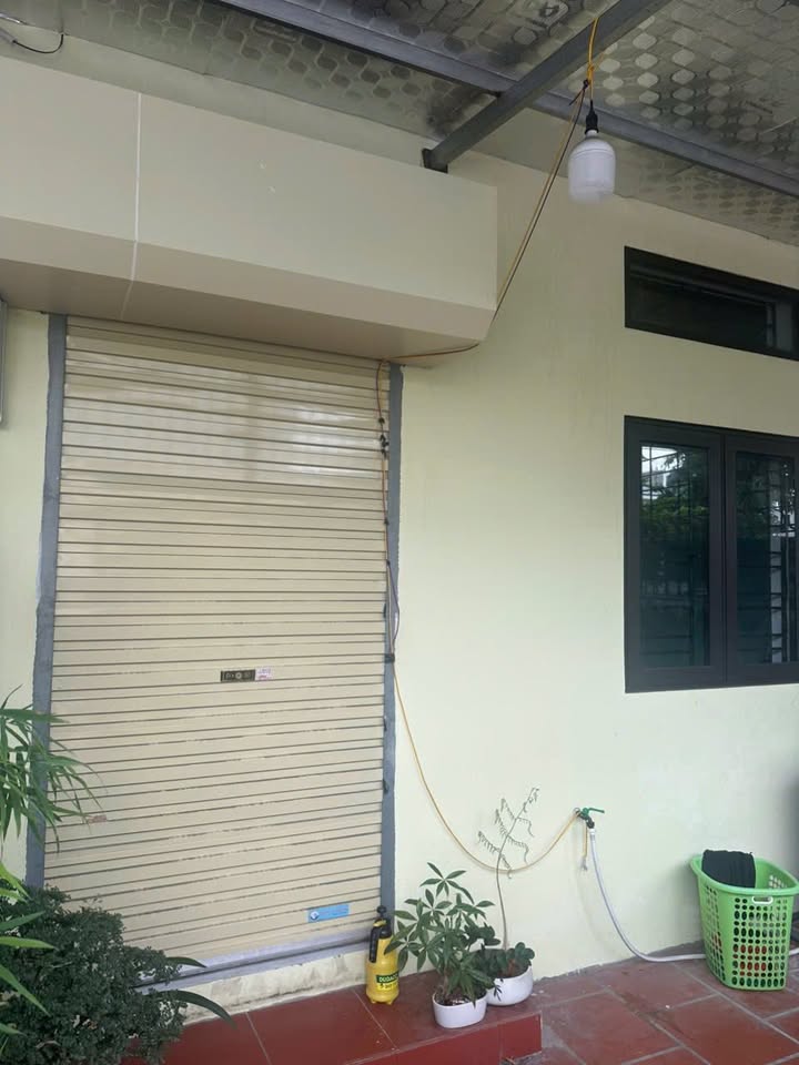 Nhà cấp 4 Cao Xanh Hạ Long 3 triệu - Ô tô vào tận nhà!