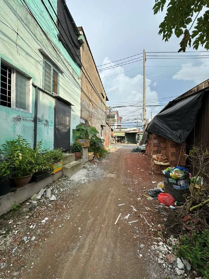 Bán nhà Bình Tân 45m² giá 1.7 tỷ - Sổ đỏ sẵn, ở ngay!