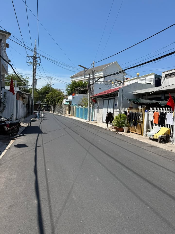 Nhà Long Hải 155m² giá 2.9 tỷ - Vị trí đẹp, ô tô vào tận nhà!