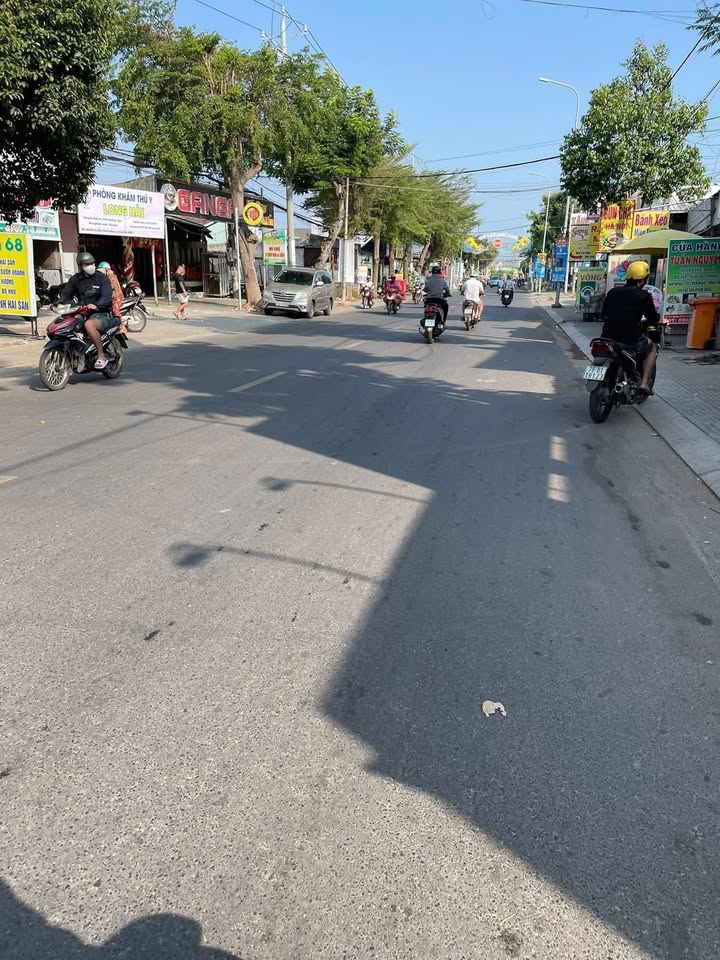 Nhà phố Võ Thị Sáu Long Hải 300m² - Đầu tư sinh lời ngay!