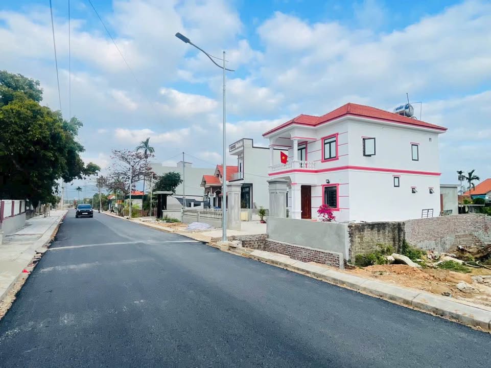 Đất nền Quảng Yên 105m² - Kinh doanh đắc lợi, Sổ hồng sẵn