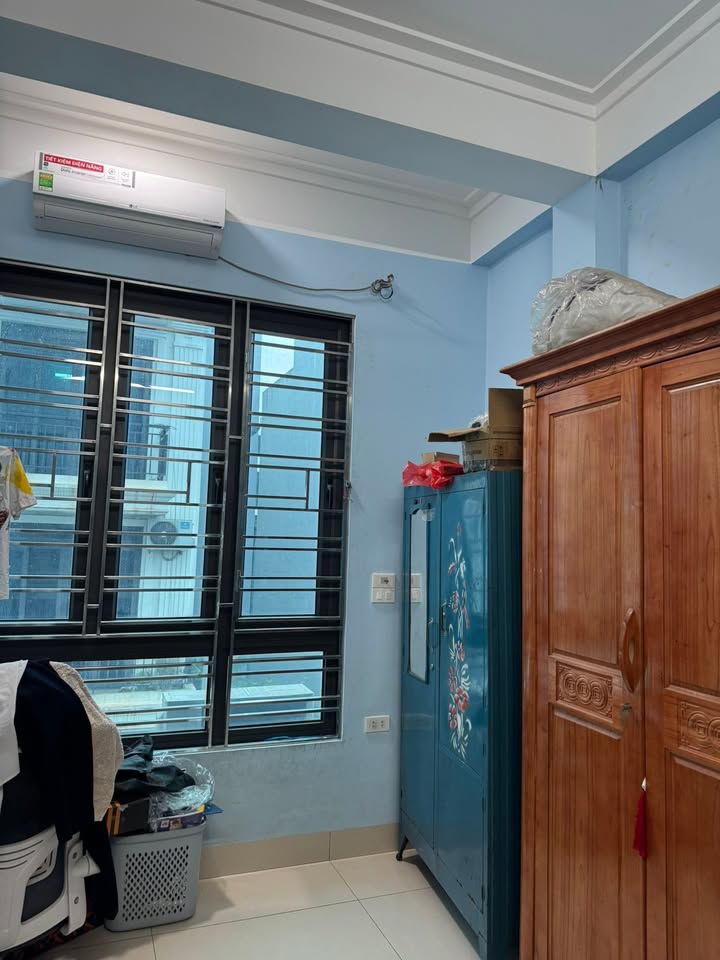 Cho thuê nhà nguyên căn An Khánh 4 tầng - Ô tô đỗ cửa ngày đêm!