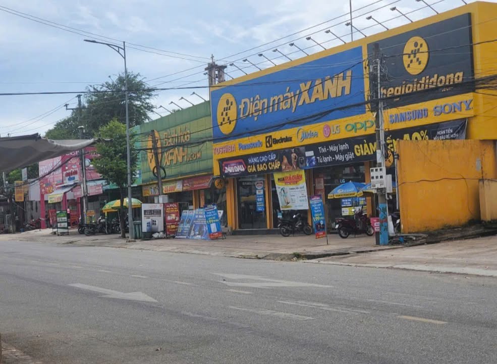 Bán nhà mặt tiền Trần Hưng Đạo Tánh Linh 202m² - Vị trí đắc địa!