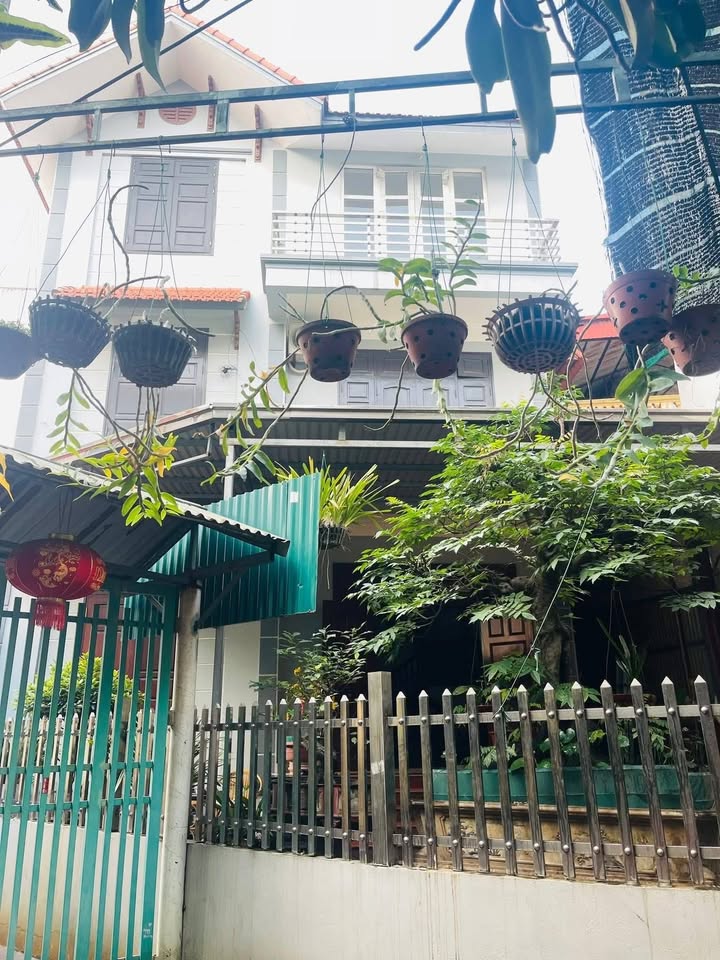 Cho thuê nhà 150m² mặt phố Phúc Lợi, Long Biên - 9 Triệu/tháng, Full Nội thất