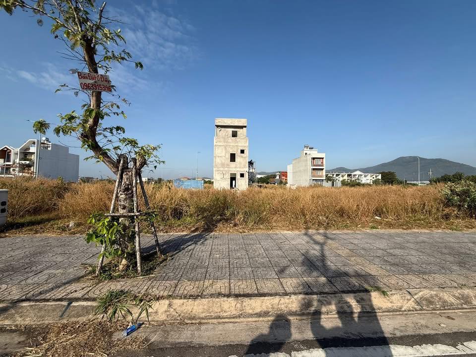 Đất nền TĐC Phước Hưng Bà Rịa 90m² giá 2.39 tỷ - Sổ đỏ chính chủ